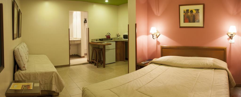 Hotel Bristol Ασουνσιόν Εξωτερικό φωτογραφία