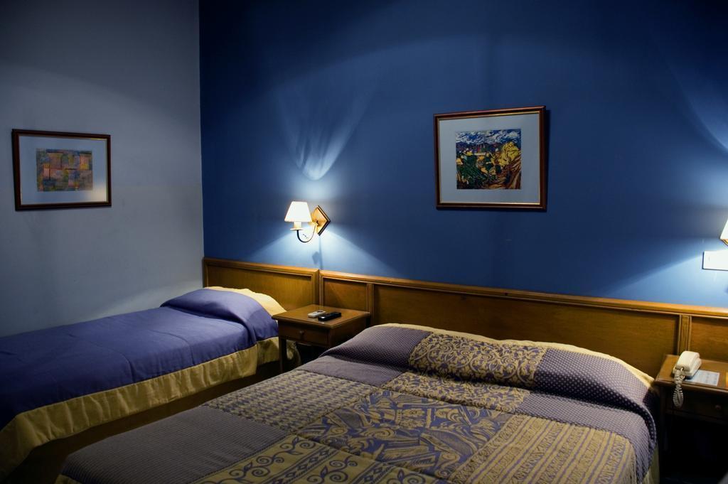 Hotel Bristol Ασουνσιόν Εξωτερικό φωτογραφία