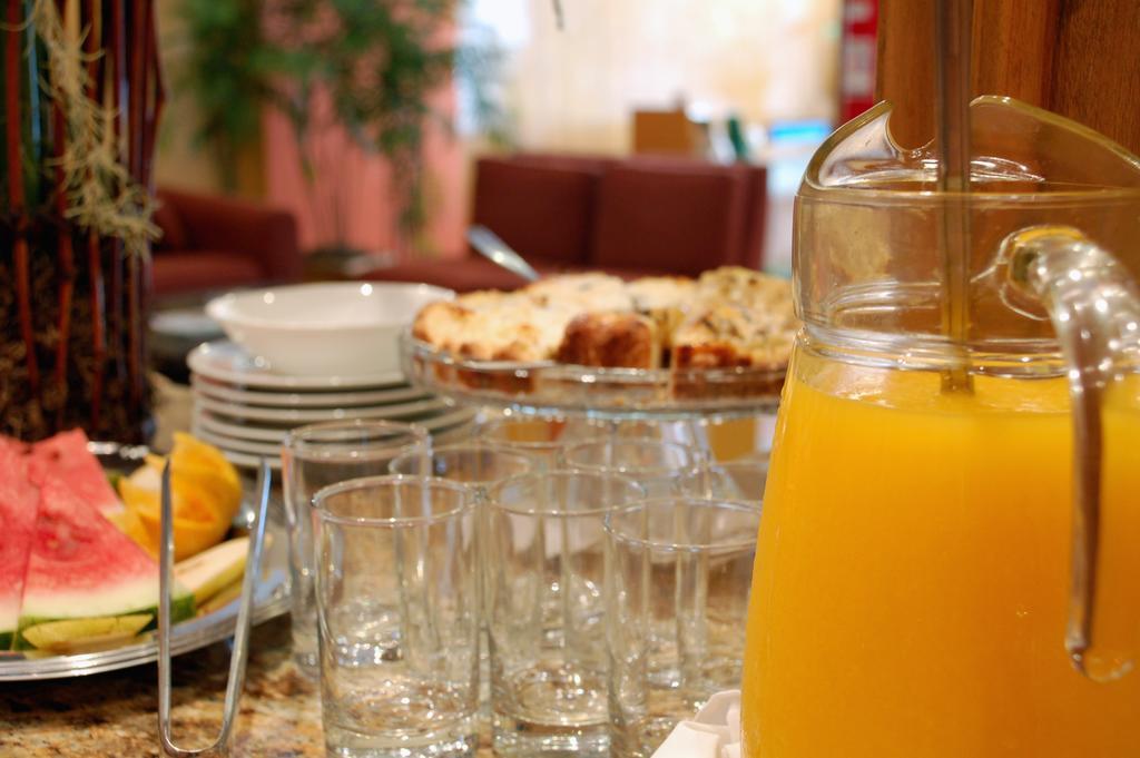 Hotel Bristol Ασουνσιόν Εξωτερικό φωτογραφία