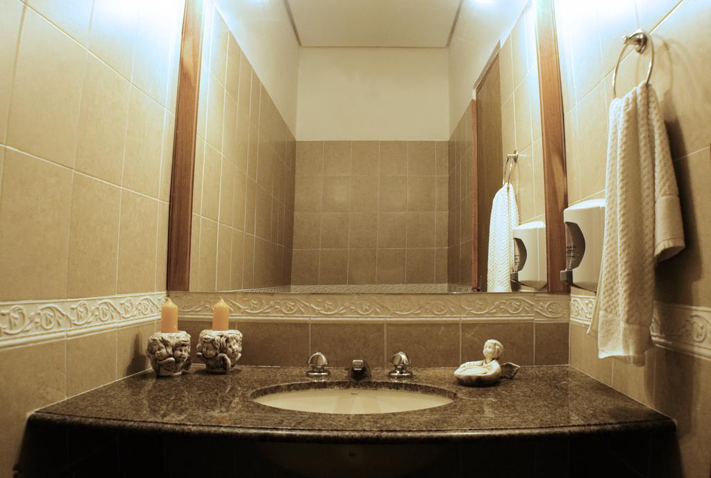Hotel Bristol Ασουνσιόν Εξωτερικό φωτογραφία
